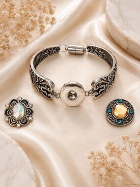 Interchangeable Snap Bracelet Antiqued Silver Spoon Handle Style 2 Snaps